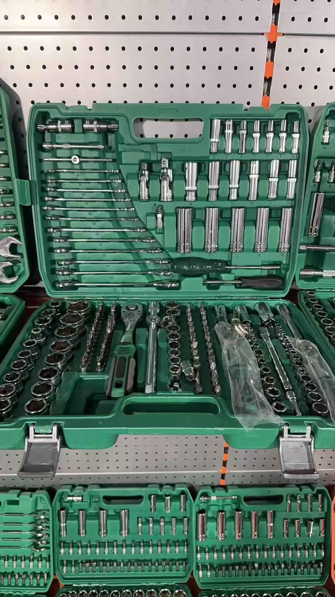 216-Piece DIY Auto Repair Tool - Power Tools Kit Set recension och pris